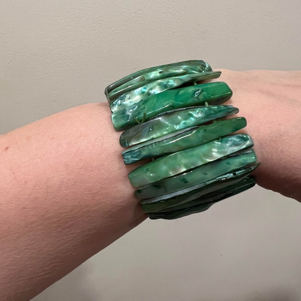 Green Abalone Mother Of Pearl MOP Shell Stretch Bracelet Statement Dyed